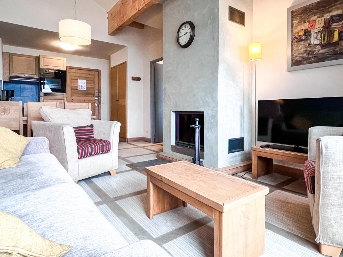 South Facing 2-Bed Apartment With Fireplace, Terrasses Deos 플랜 외부 사진