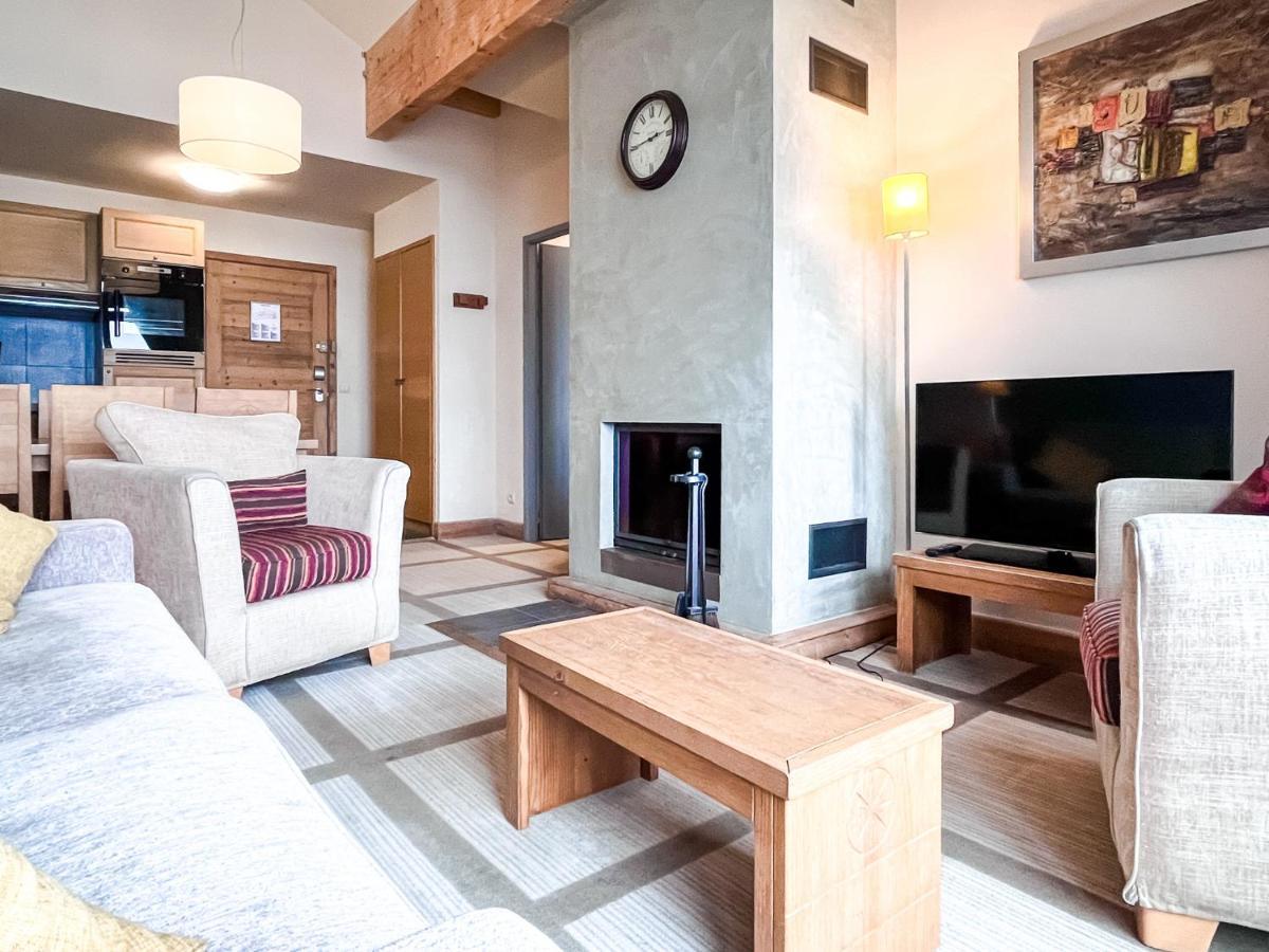 South Facing 2-Bed Apartment With Fireplace, Terrasses Deos 플랜 외부 사진